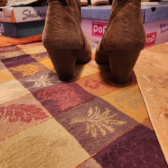 Candies Tan Booties - Picture 2 of 2